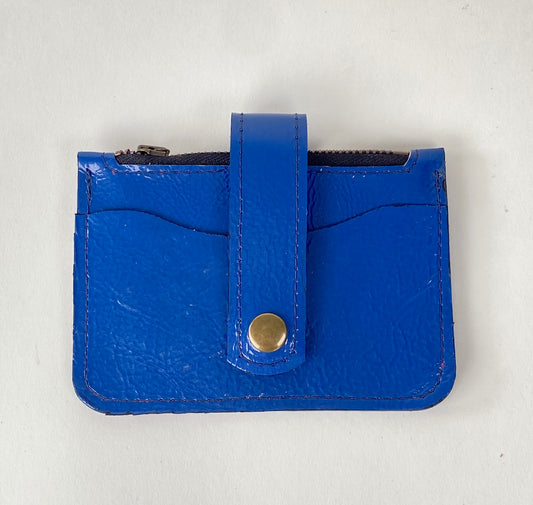 CardGuard Minimalist Leather Wallet in Bright Blue