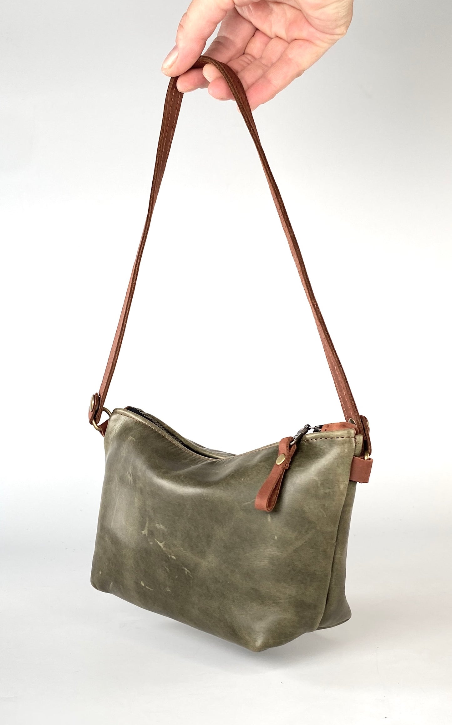 Tagalong Shoulder Purse in Military Green