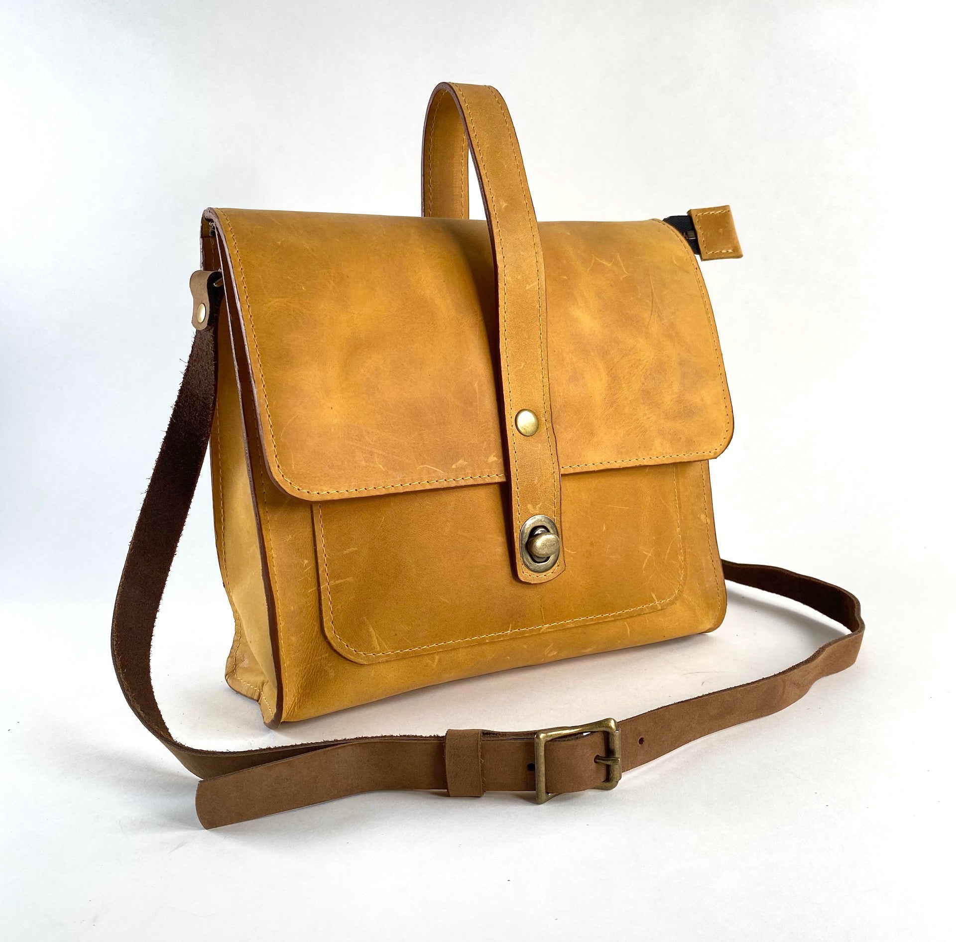 Julie Meyer Leather Goods Handcrafted from Leather in the US